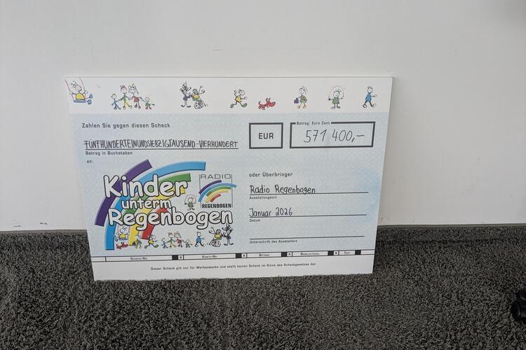 Kinder unterm Regenbogen unterstützt Alexia-Schule